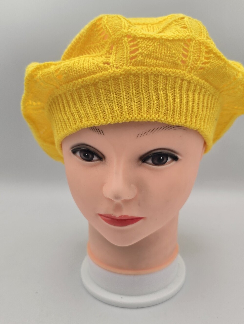 Unbranded Women's Yellow Knit Beret Hat One Size